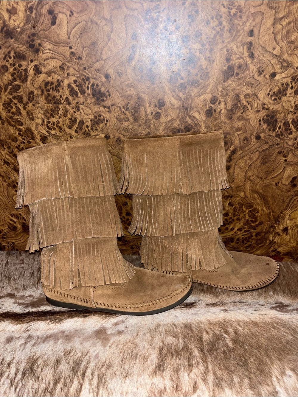 Minnetonka Brown Suede Fringe Moccasin Boots